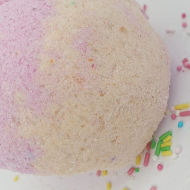 Wild Strawberry Bomb - Бурлящая бомба с ароматом земляники 